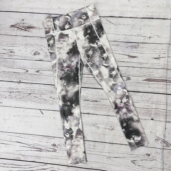 Athleta Pants - Athleta Run Free Winter Garden 7/8 tight